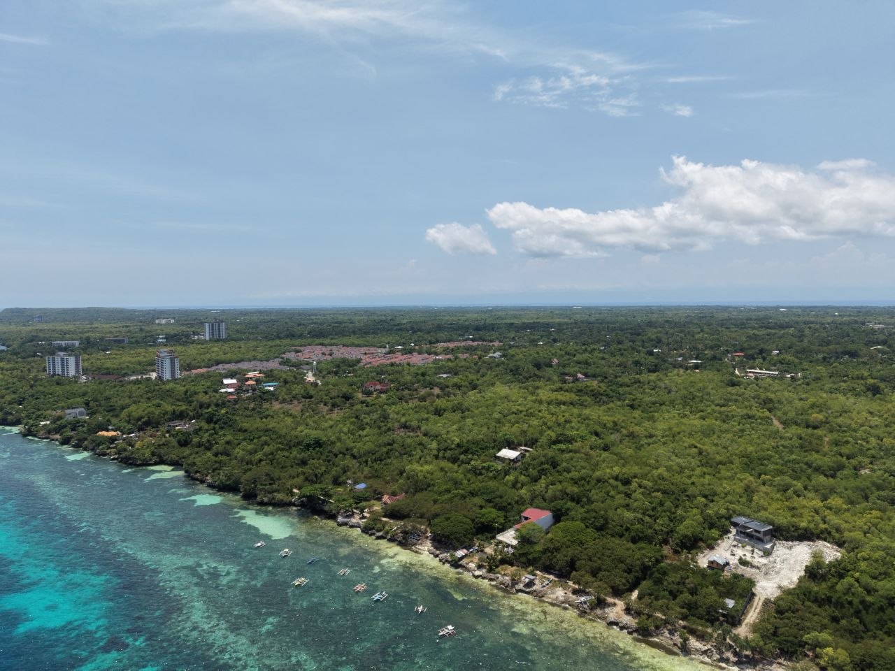 Private resort scene at Paradise Villa